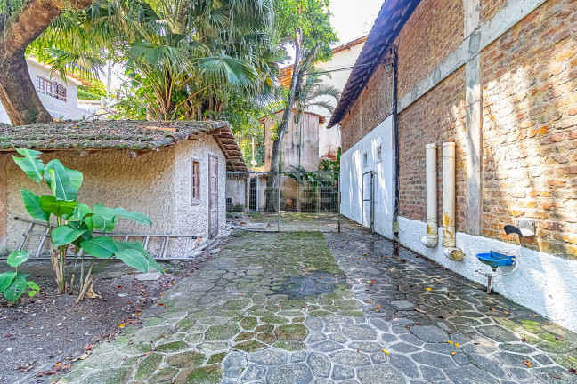 Imagem Casa com 3 Quartos à Venda, 400 m² em Vargem Pequena - Rio De Janeiro Imagem Casa com 3 Quartos à Venda, 400 m² em Vargem Pequena - Rio De Janeiro