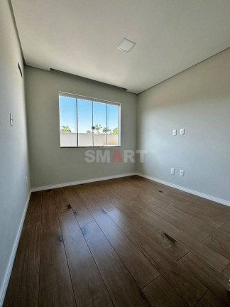 Imagem Casa com 3 Quartos à Venda, 106 m² em Jaraguá 84 - Jaraguá Do Sul Imagem Casa com 3 Quartos à Venda, 106 m² em Jaraguá 84 - Jaraguá Do Sul