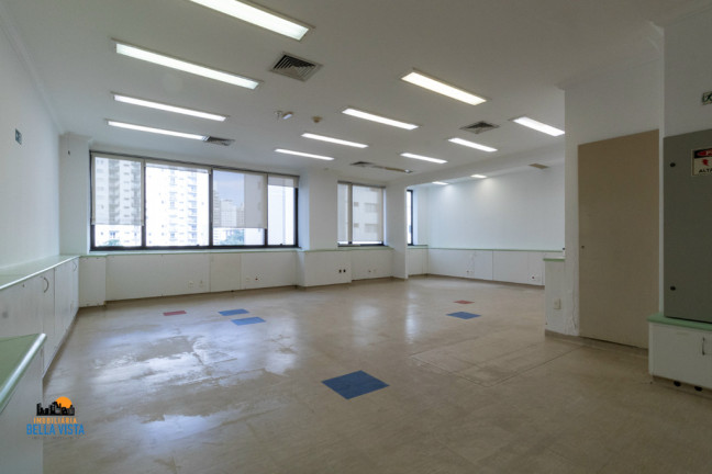 Imagem Sala Comercial à Venda, em Moema - São Paulo Imagem Sala Comercial à Venda, em Moema - São Paulo
