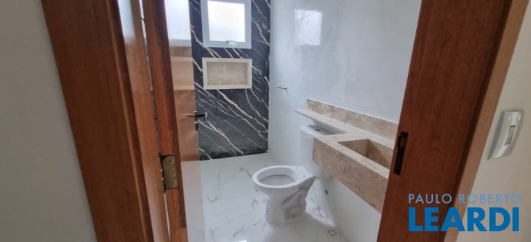 Imagem Casa de Condomínio com 3 Quartos à Venda, 120 m² em Paraíso - Santo André Imagem Casa de Condomínio com 3 Quartos à Venda, 120 m² em Paraíso - Santo André