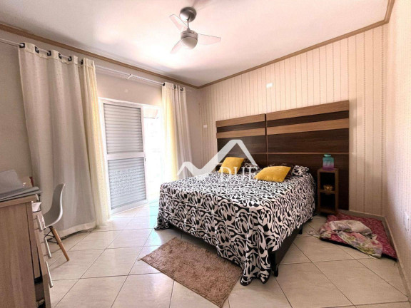 Imagem Casa com 5 Quartos à Venda, 202 m² em Campo Grande - Santos Imagem Casa com 5 Quartos à Venda, 202 m² em Campo Grande - Santos