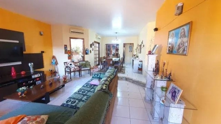 Imagem Casa com 3 Quartos à Venda, 190 m² em Jardim Maria Cândida - Caçapava Imagem Casa com 3 Quartos à Venda, 190 m² em Jardim Maria Cândida - Caçapava