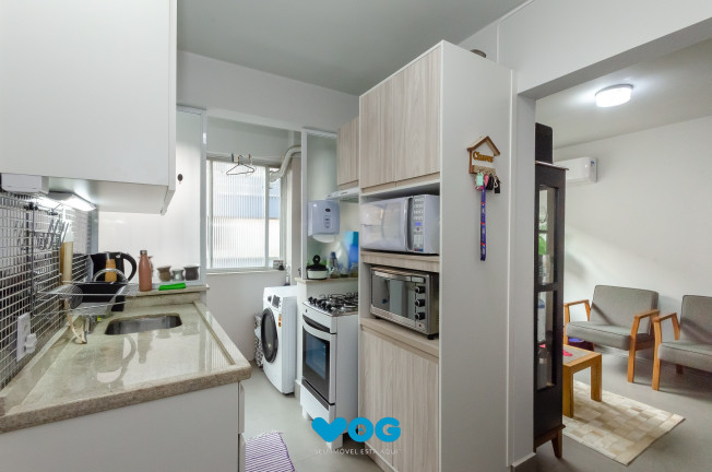 Imagem Imóvel com 2 Quartos à Venda, 71 m² em Petrópolis - Porto Alegre