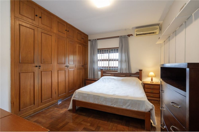Imagem Casa com 3 Quartos à Venda, 285 m² em Moema - São Paulo Imagem Casa com 3 Quartos à Venda, 285 m² em Moema - São Paulo