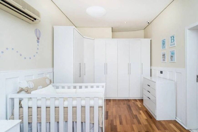 Imagem Casa com 4 Quartos à Venda, 751 m² em Jardim Social - Curitiba Imagem Casa com 4 Quartos à Venda, 751 m² em Jardim Social - Curitiba