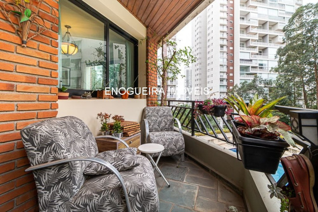 Imagem Apartamento com 4 Quartos à Venda, 221 m² em Vila Suzana - São Paulo Imagem Apartamento com 4 Quartos à Venda, 221 m² em Vila Suzana - São Paulo