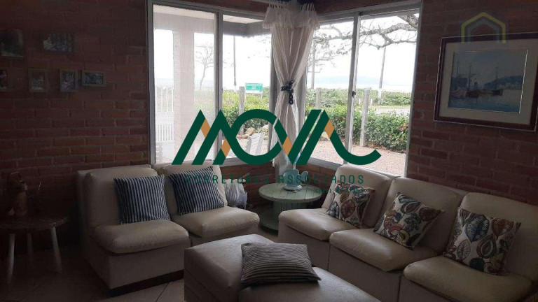 Imagem Casa com 4 Quartos à Venda, 160 m² em Praia Do Imperador - Itapoá Imagem Casa com 4 Quartos à Venda, 160 m² em Praia Do Imperador - Itapoá
