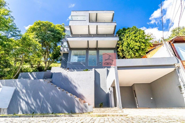 Casa com 5 Quartos à Venda, 436 m² em Vila Progresso - Niterói