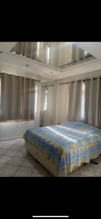 Imagem Casa com 3 Quartos à Venda, 189 m² em Jardim Guaranhuns - Vila Velha