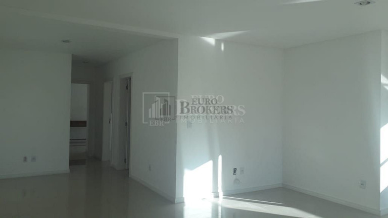 Imagem Cobertura com 3 Quartos à Venda, 150 m² em Centro - Camboriú