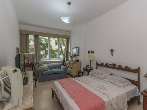 Imagem Apartamento com 3 Quartos à Venda,  em Copacabana - Rio De Janeiro