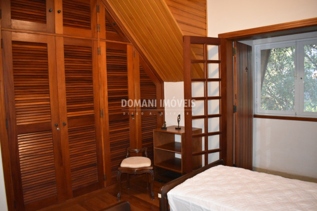 Imagem Imóvel com 3 Quartos à Venda, 159 m² em Região De Capivari - Campos Do Jordão Imagem Imóvel com 3 Quartos à Venda, 159 m² em Região De Capivari - Campos Do Jordão