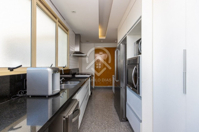 Imagem Apartamento com 4 Quartos à Venda, 193 m² em Campo Belo - São Paulo