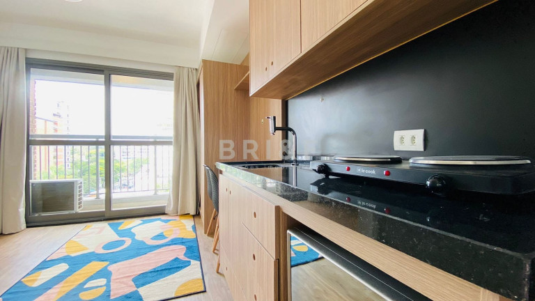 Apartamento com 1 Quarto para Alugar, 21 m² em Moema - São Paulo