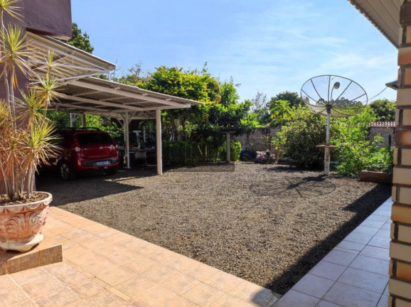 Imagem Casa com 5 Quartos à Venda, 1.300 m² em Centro - Japira