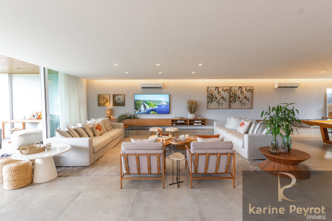 Imagem Casa de Condomínio com 4 Quartos à Venda, 540 m² em Centro - Xangri-lá