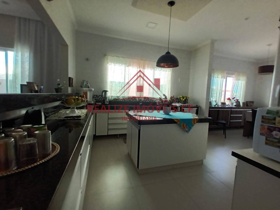 Imagem Casa de Condomínio com 5 Quartos à Venda, 260 m² em Vila Do Peró - Cabo Frio