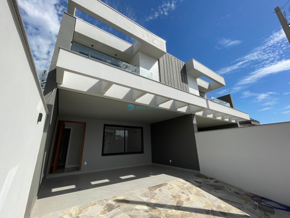 Sobrado com 3 Quartos à Venda, 174 m² em Bela Vista - Canoas