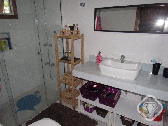 Imagem Casa com 3 Quartos à Venda, 125 m² em Jardins Do Prado - Porto Alegre Imagem Casa com 3 Quartos à Venda, 125 m² em Jardins Do Prado - Porto Alegre