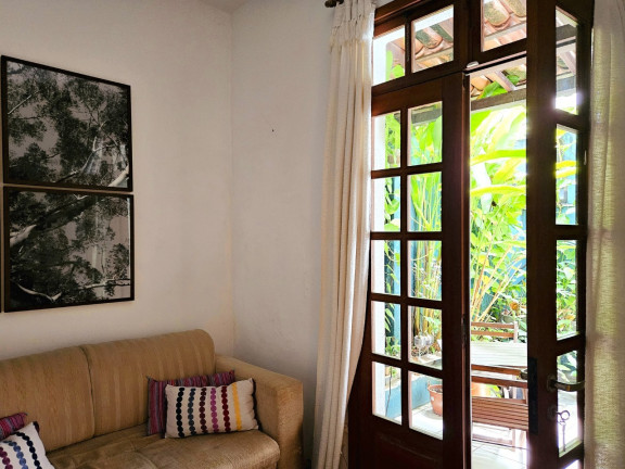 Imagem Casa com 4 Quartos à Venda, em Barra - Salvador Imagem Casa com 4 Quartos à Venda, em Barra - Salvador