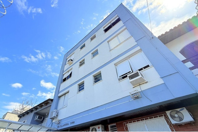 Imagem Imóvel com 2 Quartos à Venda, 65 m² em Cristal - Porto Alegre Imagem Imóvel com 2 Quartos à Venda, 65 m² em Cristal - Porto Alegre