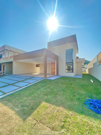 Casa com 3 Quartos à Venda,  em Cajueiros - Maricá