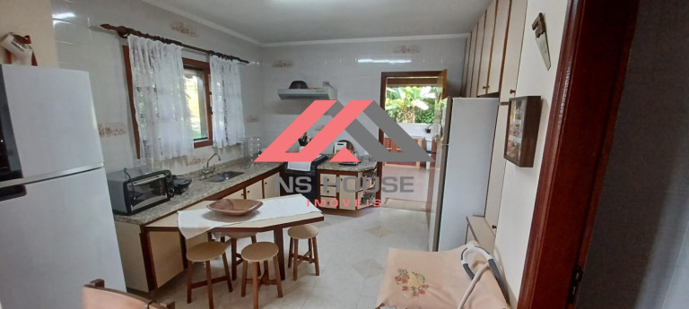 Imagem Casa com 3 Quartos à Venda, 200 m² em Mato Dentro - Mairiporã Imagem Casa com 3 Quartos à Venda, 200 m² em Mato Dentro - Mairiporã