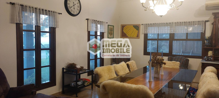 Imagem Casa com 5 Quartos à Venda, 170 m² em Centro - Rancho Queimado Imagem Casa com 5 Quartos à Venda, 170 m² em Centro - Rancho Queimado
