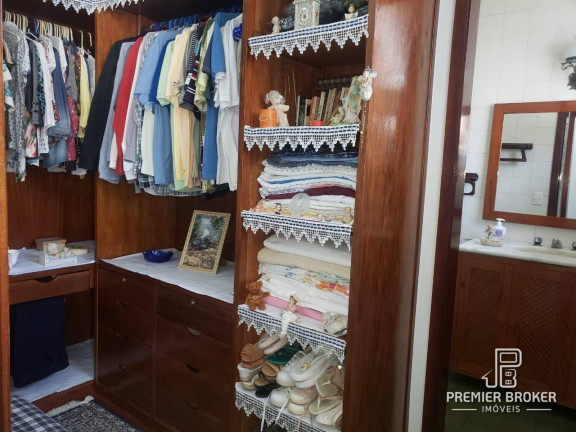 Imagem Casa com 4 Quartos à Venda, 388 m² em Tijuca - Teresópolis Imagem Casa com 4 Quartos à Venda, 388 m² em Tijuca - Teresópolis