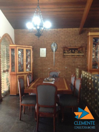 Imagem Casa com 7 Quartos à Venda, 350 m² em Ouro Preto - Belo Horizonte Imagem Casa com 7 Quartos à Venda, 350 m² em Ouro Preto - Belo Horizonte