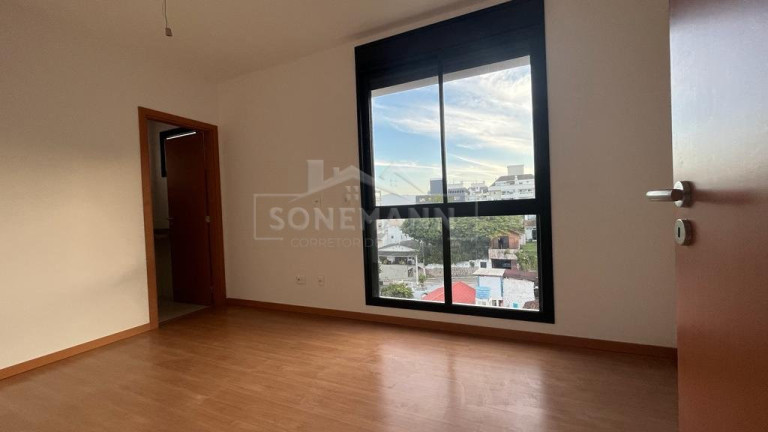 Imagem Apartamento com 2 Quartos à Venda, 61 m² em Coqueiros - Florianópolis