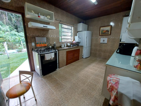 Imagem Casa com 3 Quartos à Venda, 160 m² em Vargem Grande - Teresópolis