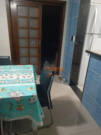 Imagem Sobrado com 3 Quartos à Venda, 110 m² em Jardim Vila Galvão - Guarulhos Imagem Sobrado com 3 Quartos à Venda, 110 m² em Jardim Vila Galvão - Guarulhos