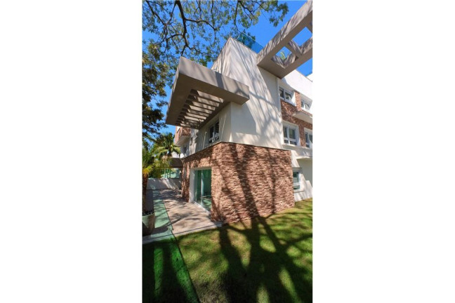 Apartamento com 3 Quartos à Venda, 92 m² em Menino Deus - Porto Alegre