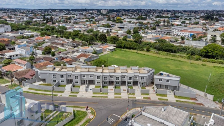 Imagem Casa com 3 Quartos à Venda, 102 m² em Uberaba - Curitiba Imagem Casa com 3 Quartos à Venda, 102 m² em Uberaba - Curitiba