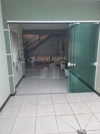Imagem Casa com 3 Quartos à Venda, 220 m² em Fazenda - Itajaí Imagem Casa com 3 Quartos à Venda, 220 m² em Fazenda - Itajaí