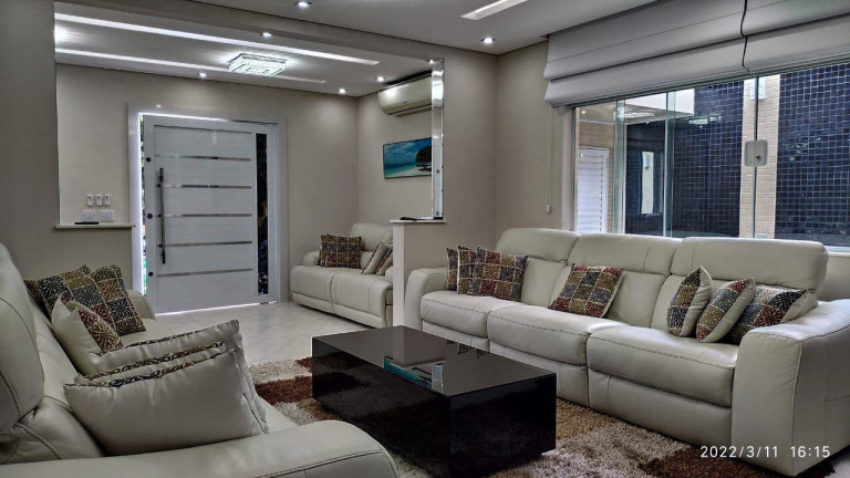 Imagem Casa com 5 Quartos à Venda, 200 m² em Riviera De São Lourenço - Bertioga Imagem Casa com 5 Quartos à Venda, 200 m² em Riviera De São Lourenço - Bertioga