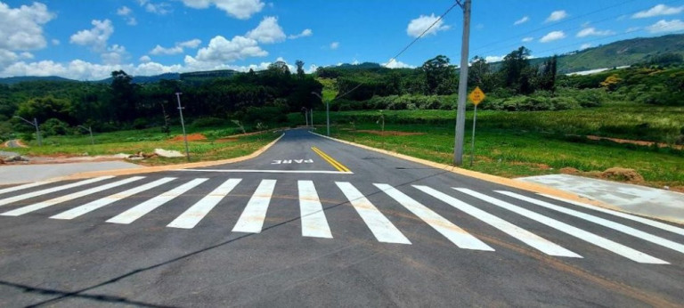 Imóvel à Venda, 200 m² em Tanque - Atibaia