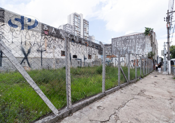 Imagem Terreno para Alugar, 360 m² em Mooca - São Paulo Imagem Terreno para Alugar, 360 m² em Mooca - São Paulo