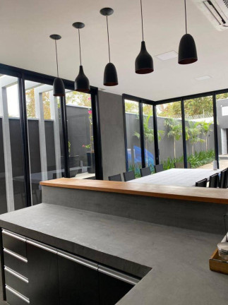 Imagem Casa com 4 Quartos à Venda, 240 m² em Cuiabá Imagem Casa com 4 Quartos à Venda, 240 m² em Cuiabá