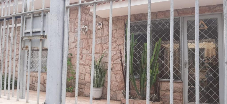 Imagem Imóvel com 4 Quartos à Venda, 160 m² em Vila Itapura - Campinas Imagem Imóvel com 4 Quartos à Venda, 160 m² em Vila Itapura - Campinas