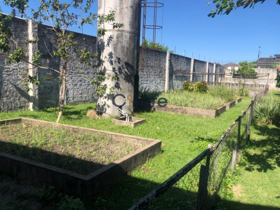 Imagem Casa com 4 Quartos à Venda, 3.449 m² em Messejana - Fortaleza Imagem Casa com 4 Quartos à Venda, 3.449 m² em Messejana - Fortaleza