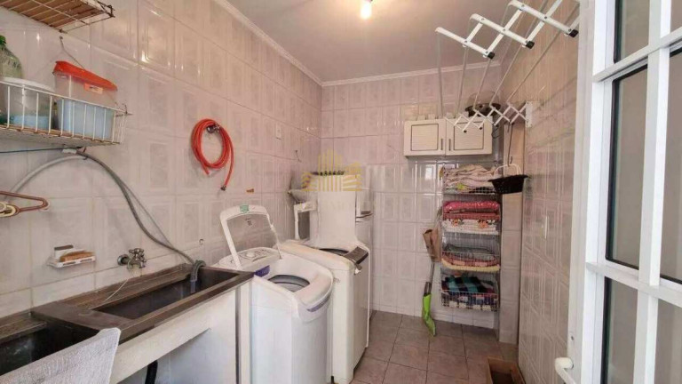Imagem Sobrado com 3 Quartos à Venda, 312 m² em Nova Campinas - Campinas Imagem Sobrado com 3 Quartos à Venda, 312 m² em Nova Campinas - Campinas