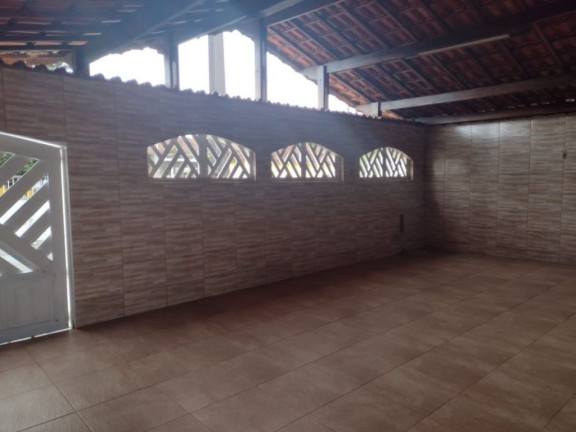 Imagem Casa com 3 Quartos à Venda, 160 m² em Solemar - Praia Grande Imagem Casa com 3 Quartos à Venda, 160 m² em Solemar - Praia Grande
