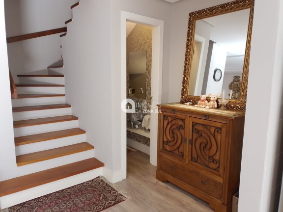 Imagem Casa com 3 Quartos à Venda, 180 m²