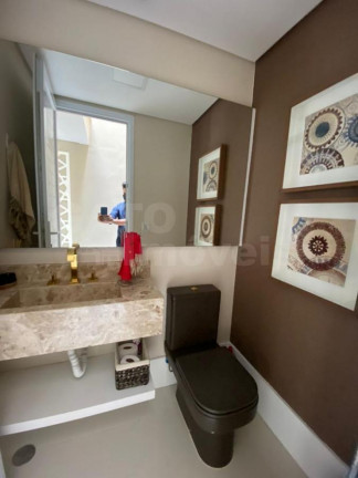 Imagem Casa com 3 Quartos à Venda, 320 m² em Alphaville - Santana De Parnaíba Imagem Casa com 3 Quartos à Venda, 320 m² em Alphaville - Santana De Parnaíba