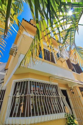 Imagem Casa com 3 Quartos à Venda, 150 m² em Guarujá - Porto Alegre Imagem Casa com 3 Quartos à Venda, 150 m² em Guarujá - Porto Alegre