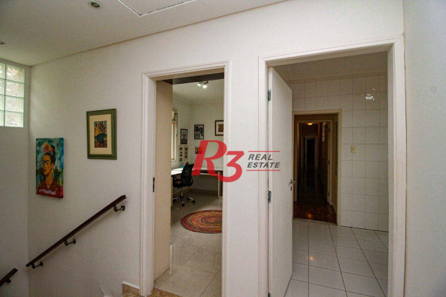 Imagem Casa com 4 Quartos à Venda, 228 m² em Ponta Da Praia - Santos Imagem Casa com 4 Quartos à Venda, 228 m² em Ponta Da Praia - Santos
