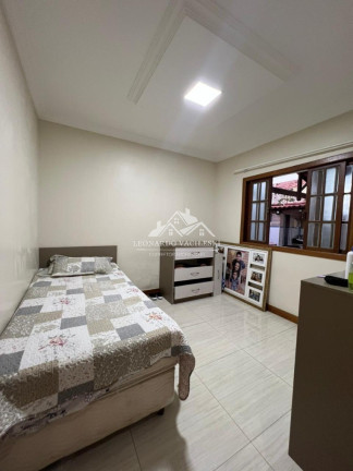 Imagem Casa com 3 Quartos à Venda, 90 m² em Colina De Laranjeiras - Serra