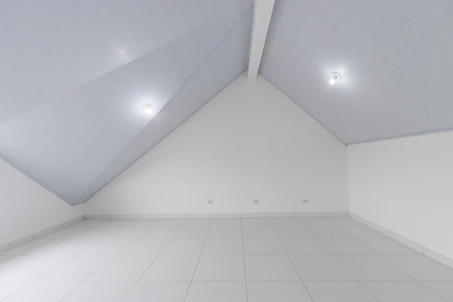 Imagem Casa com 2 Quartos à Venda, 138 m² em Xaxim - Curitiba Imagem Casa com 2 Quartos à Venda, 138 m² em Xaxim - Curitiba